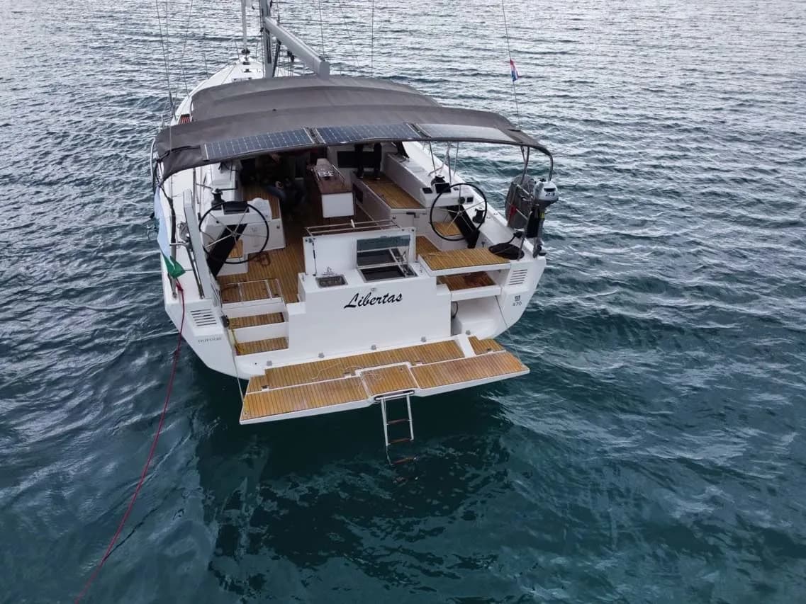 Boat - Charter a 14.85m Dufour 470 in Vodice