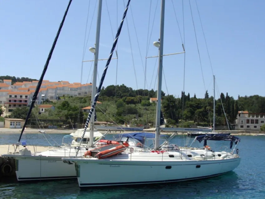 Tekne - Biograd na Moru Kiralık 5 Kabinli 15.8m Yelkenli Yat