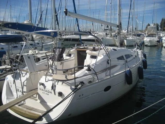 Boot - Explore Athens on a 11.55m Rental Boat