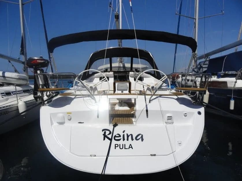 Tekne - Pula 13.85m Kiralık Yelkenli Yat Elan 444