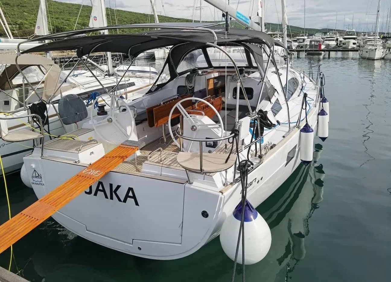 Boat - Rent a 13.85m Elan 45 Sailing Yacht in Punat