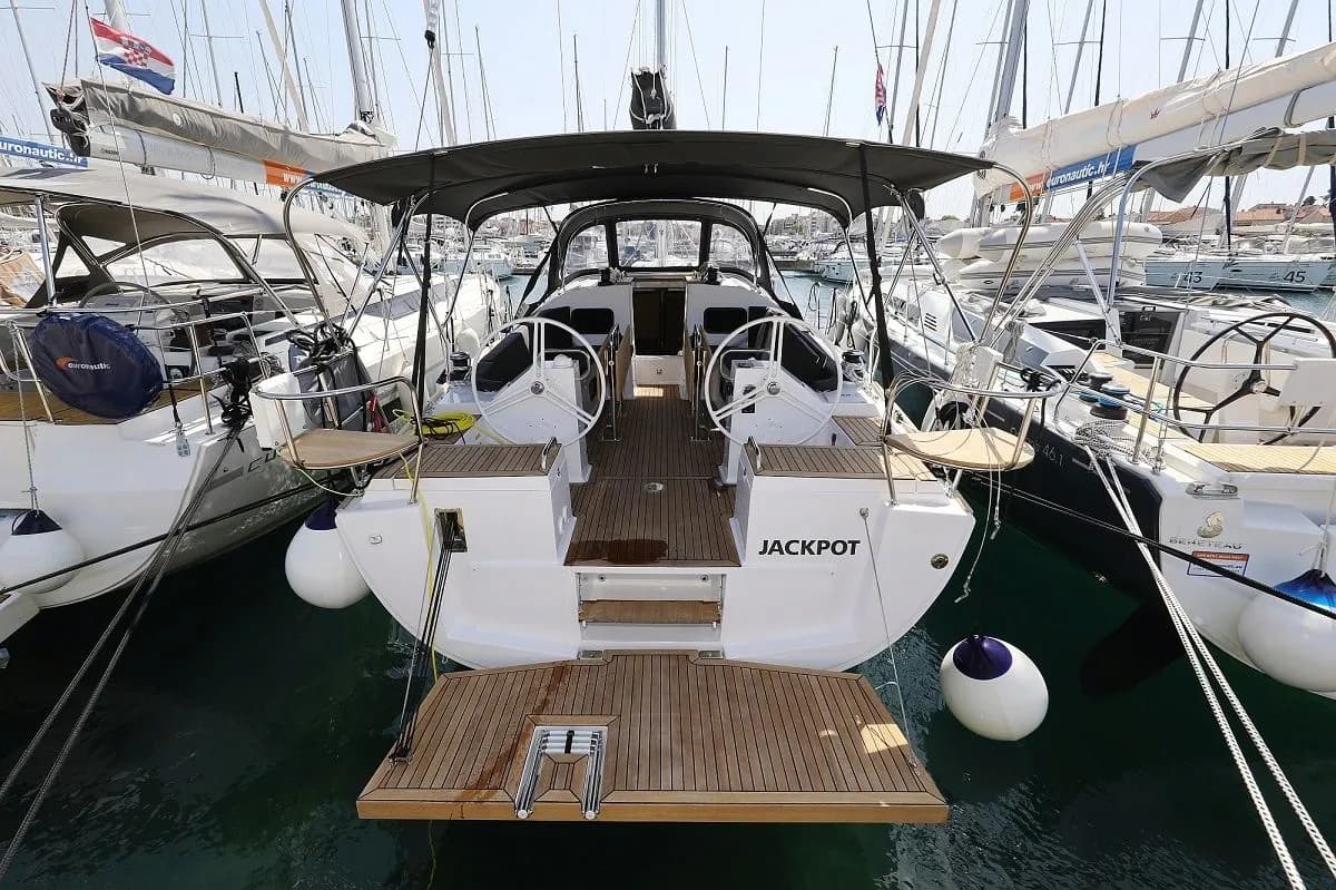 Tekne - Biograd na Moru Kiralık Elan 45.1 Impression 13.85m Yelkenli Yat