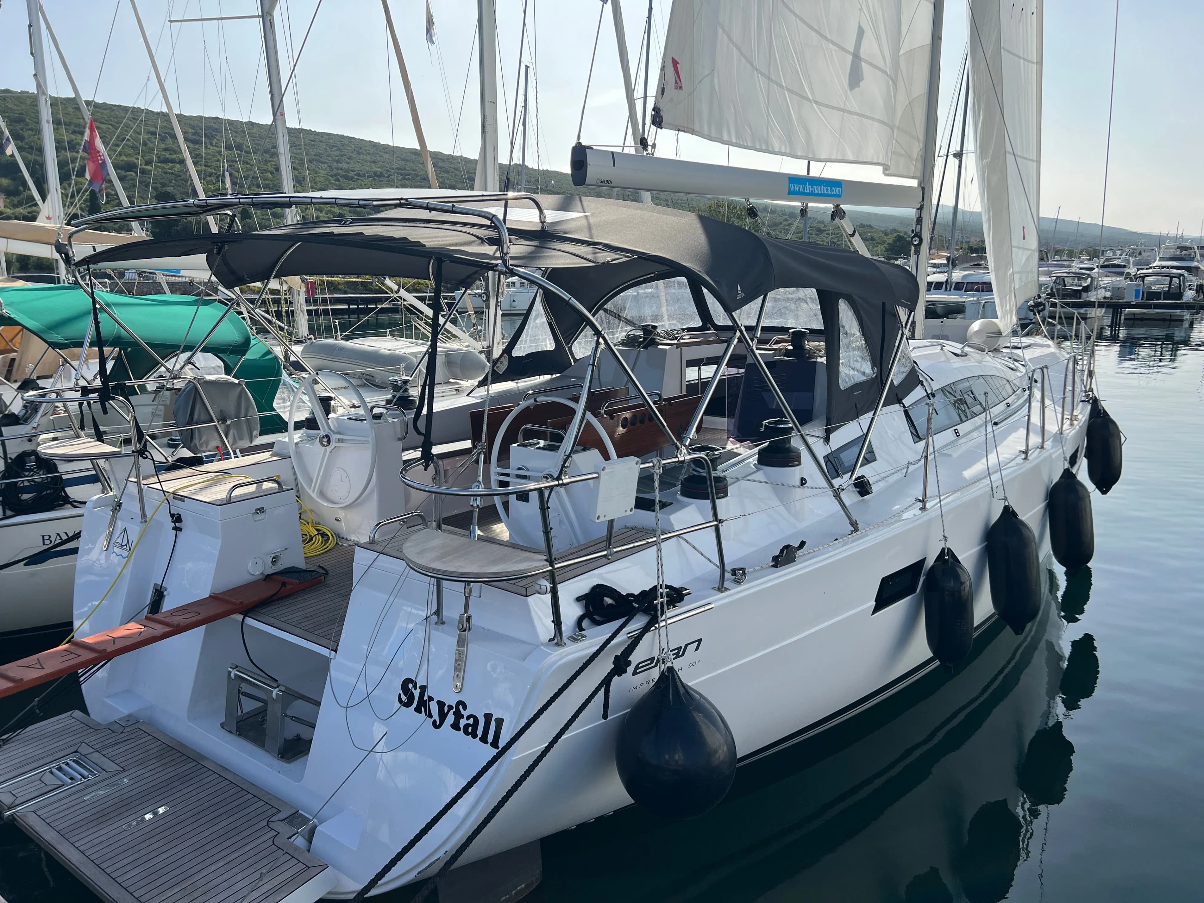 Boat - 15.18m Punat Elan 50.1 Impression Hire