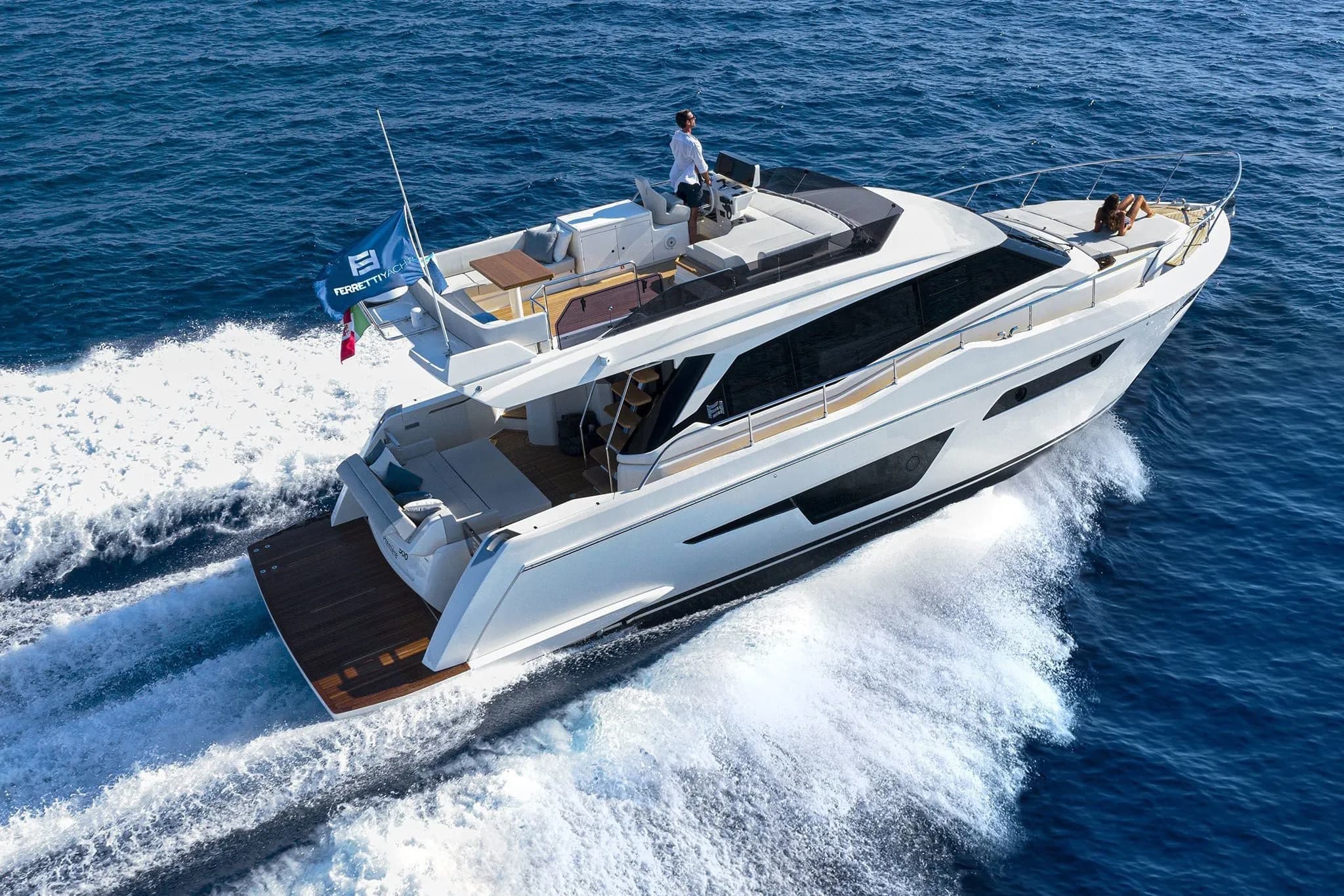 Boat - Explore Podstrana on a 15.33m Rental Boat