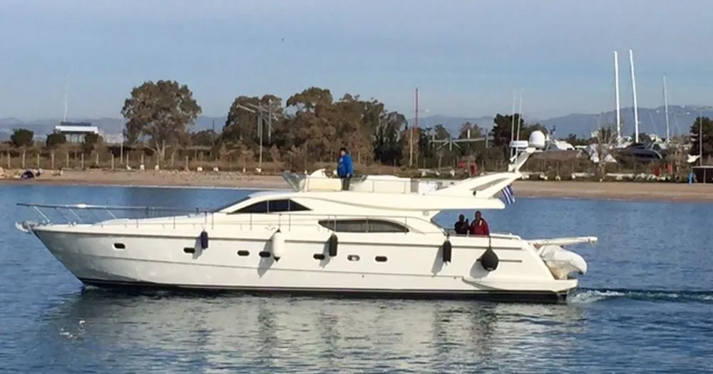 Boat - Charter a 17.75m Motor Yacht in Athens