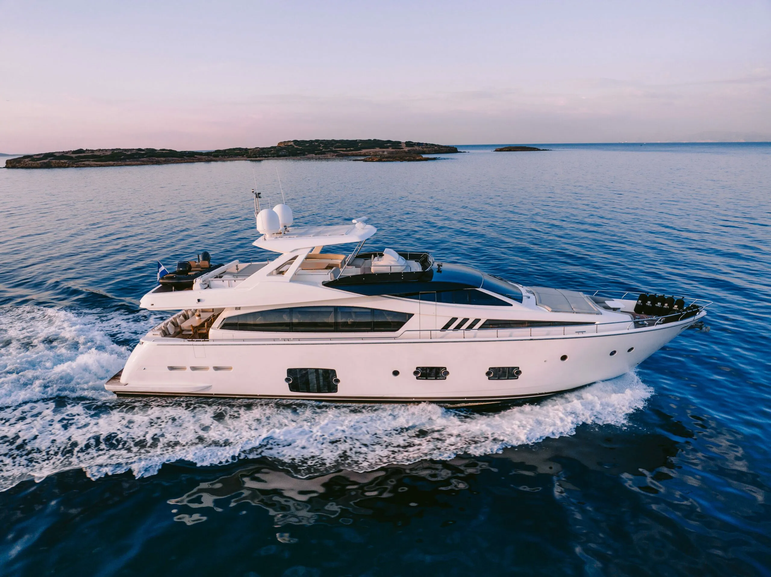 Boat - 24.38m Athens Boat Hire