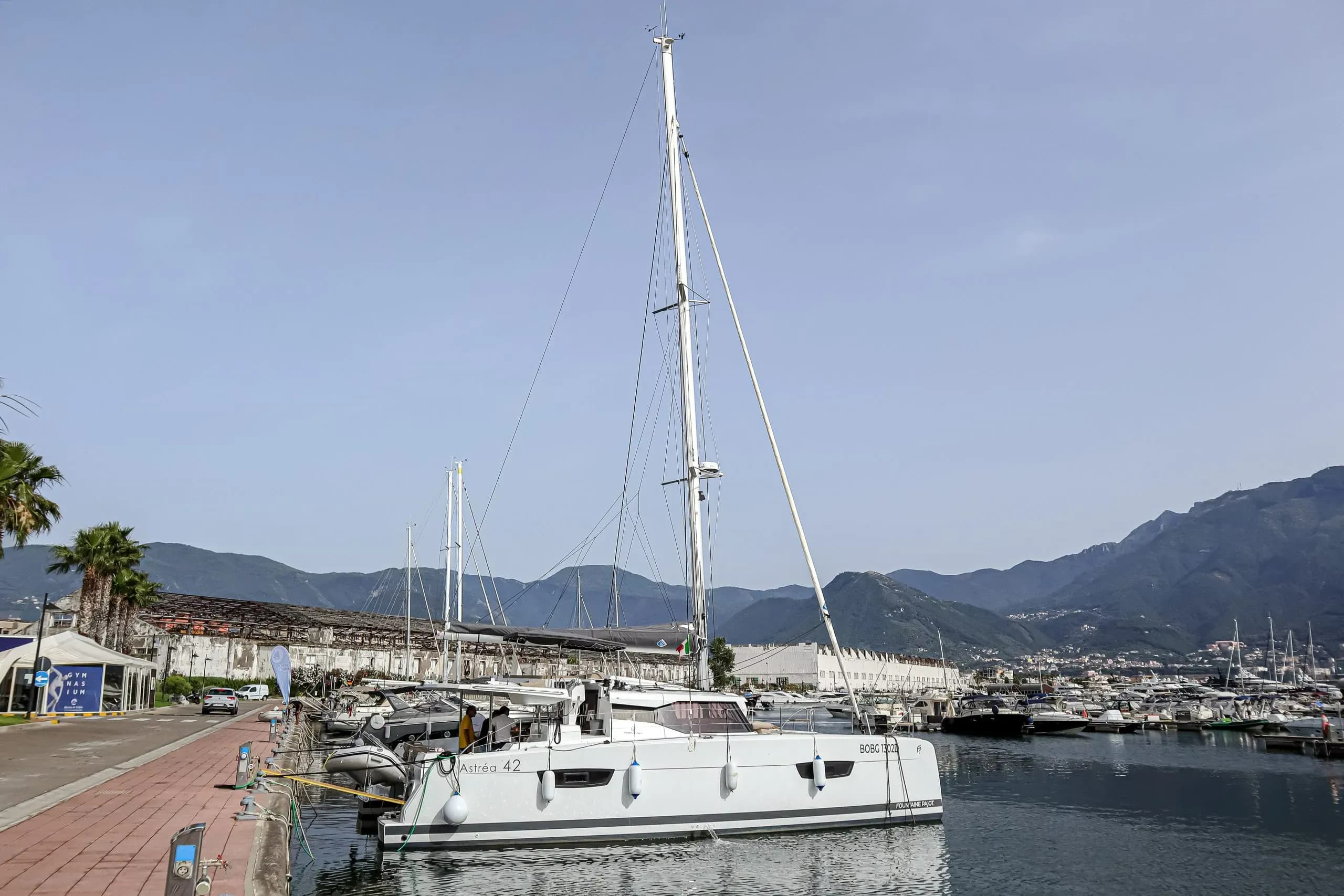 Tekne - Castellammare di Stabia 12.49m Kiralık Katamaran