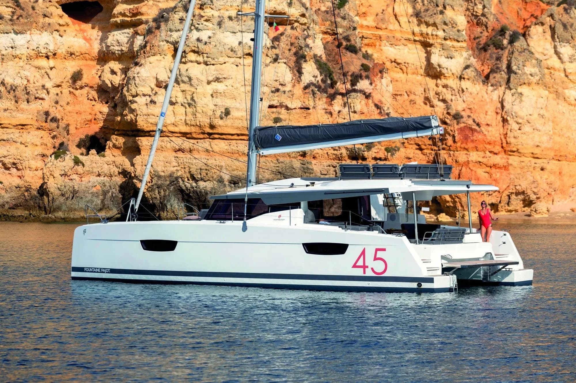 Tekne - Lefkada 13.45m Kiralık 5 Kabinli Katamaran