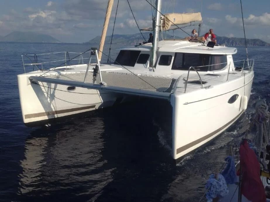 Tekne - Cogolin Kiralık Fountaine Pajot Helia 44 13.3m 