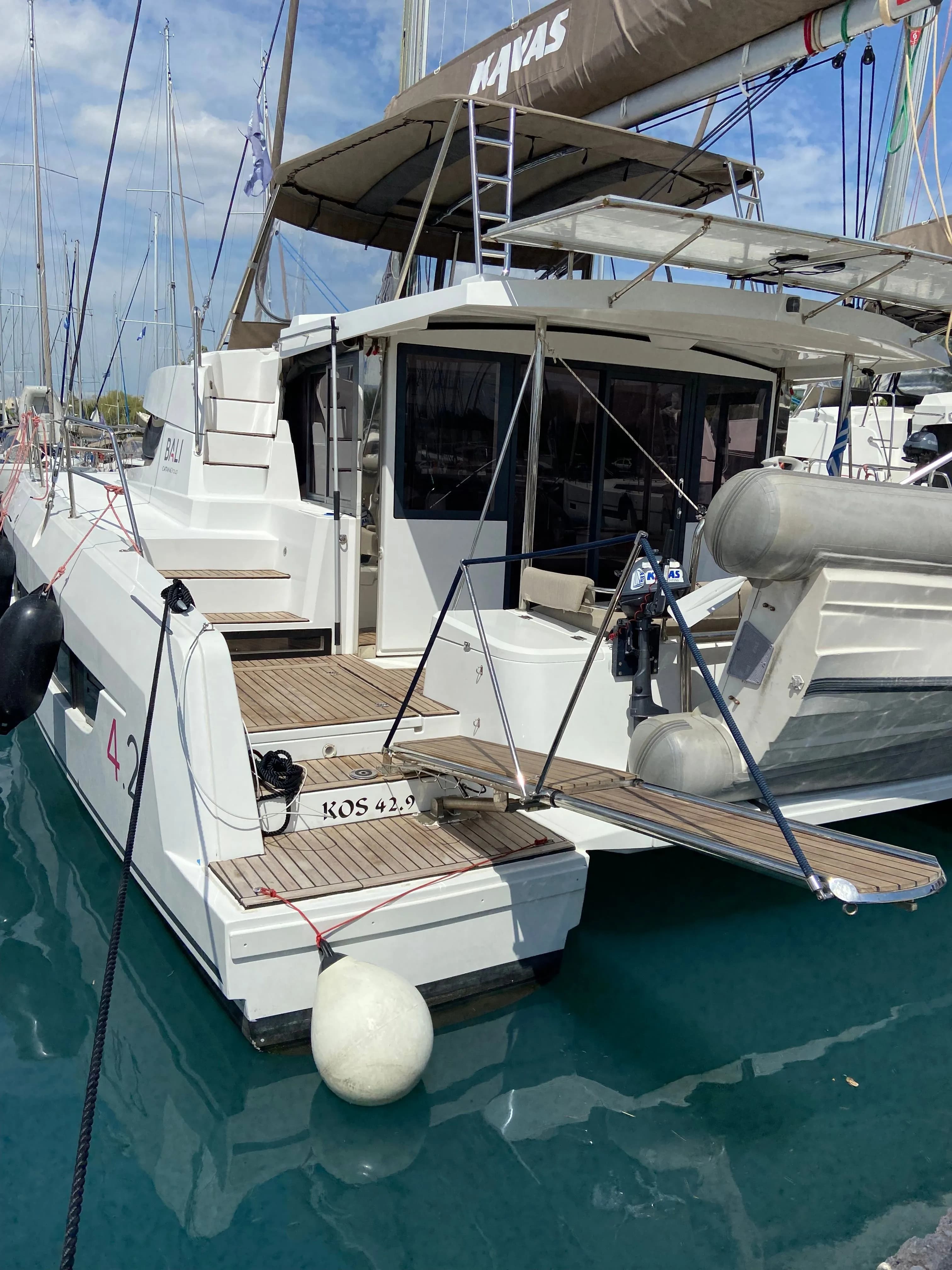 Boat - 11.93m Athens Catamaran Hire