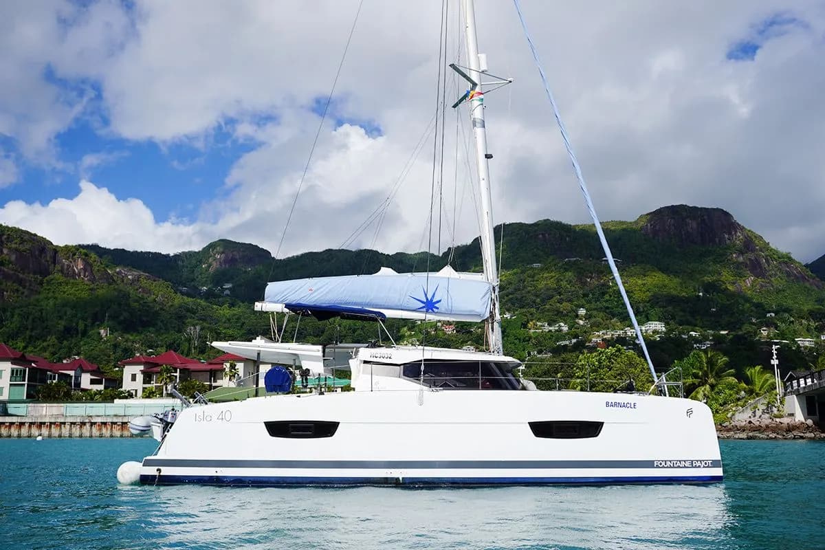 Tekne - Eden Island 11.93m Kiralık Tekne