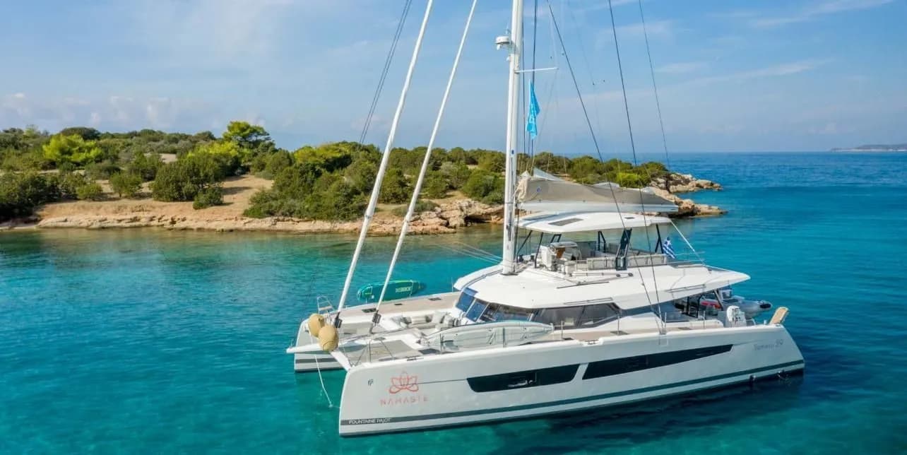 Boat - Explore Athens on a 18.87m Rental Fountaine Pajot Samana 59