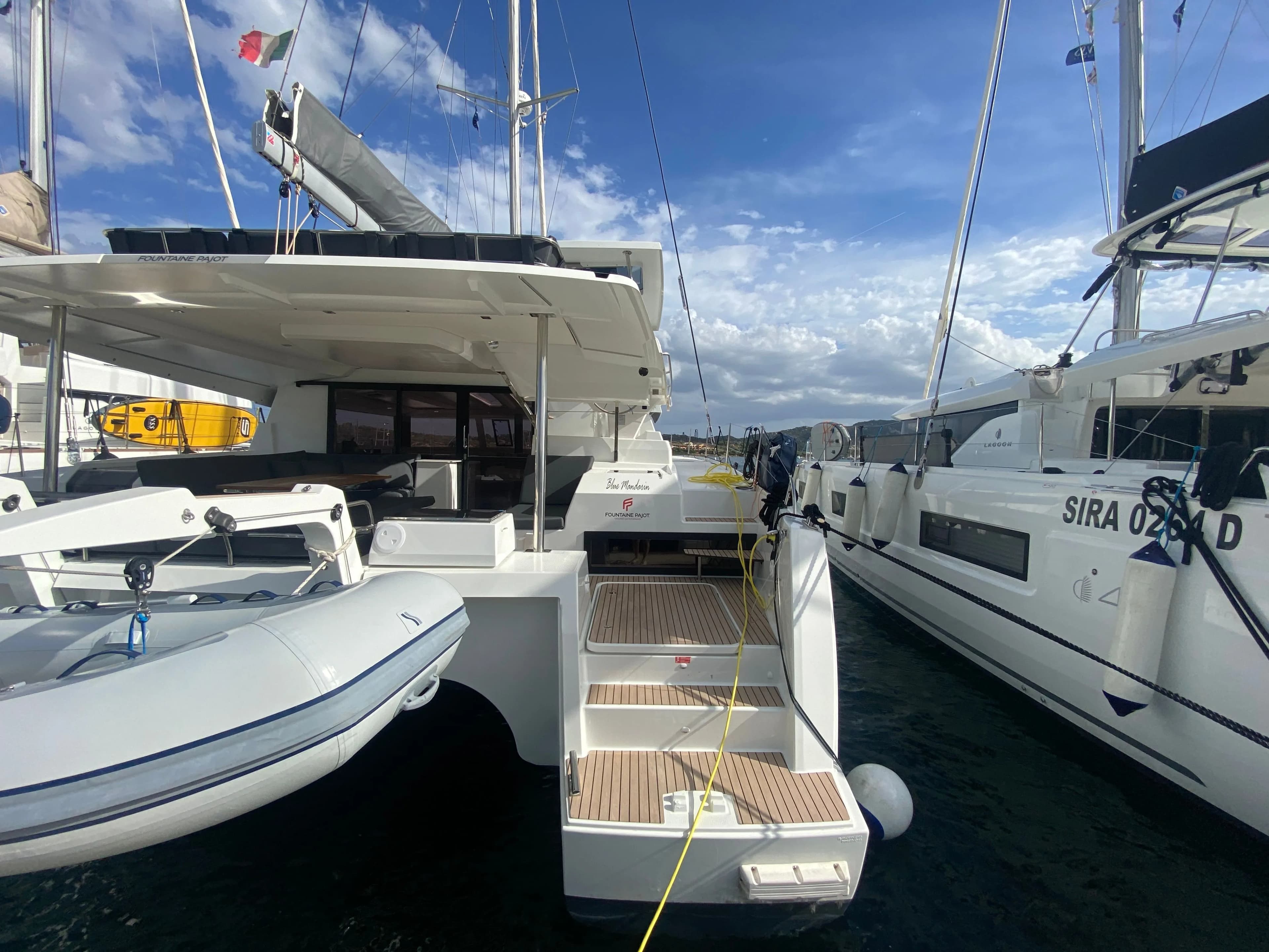 Лодка - 13.94м аренда Fountaine Pajot Tanna 47 катамаран в Порто-Ротондо