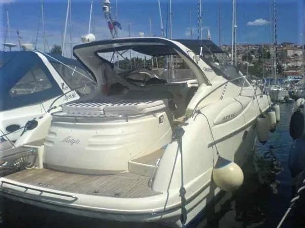 Tekne - Izola Kiralık 2 Kabinli 13.7m Motoryat