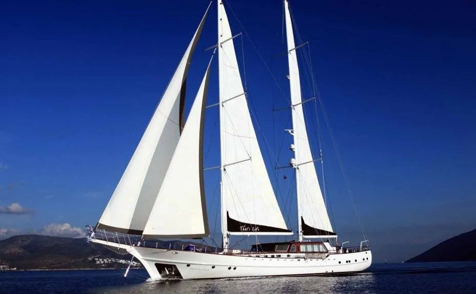 Boat - Charter a 38.74m 5 Cabin Gulet in Bodrum
