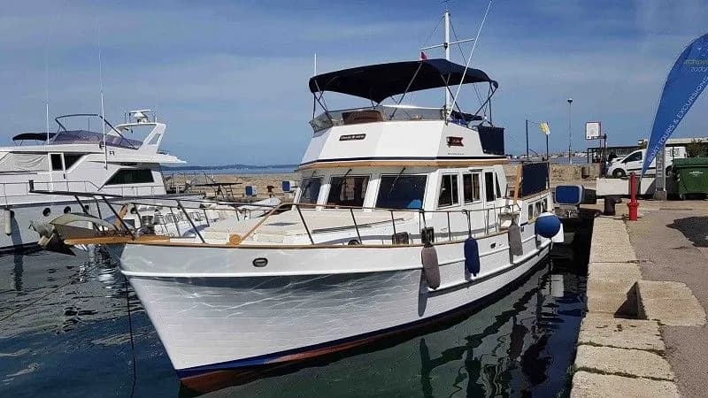 Tekne - Zadar Kiralık 12.7m Tekne