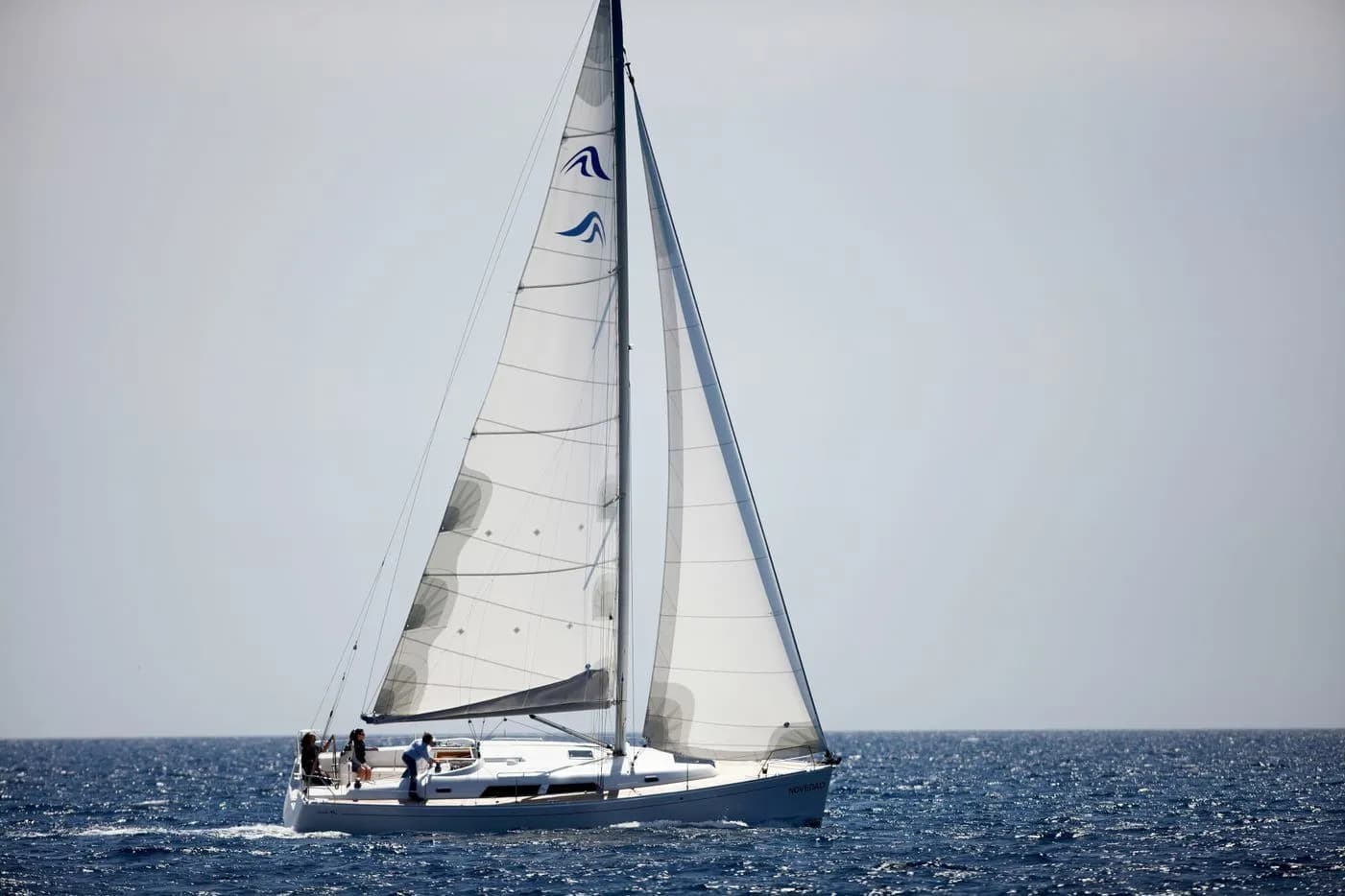 Boat - 10.59m Rostock Sailing Yacht Hire