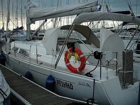Лодка - 11.35м аренда Hanse 370 парусная яхта в Пьомбино
