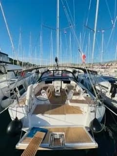 Tekne - Rogoznica 12.4m Kiralık Yelkenli Yat Hanse 418