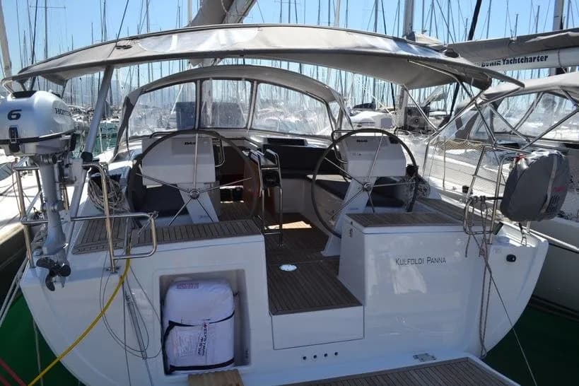 Boat - Explore Sukosan on a 13.95m Rental Sailing Yacht