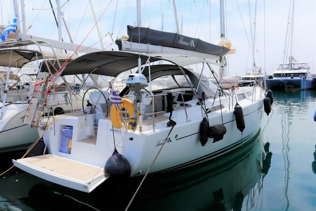 Boot - Explore Athens on a 14.04m Rental Sailing Yacht