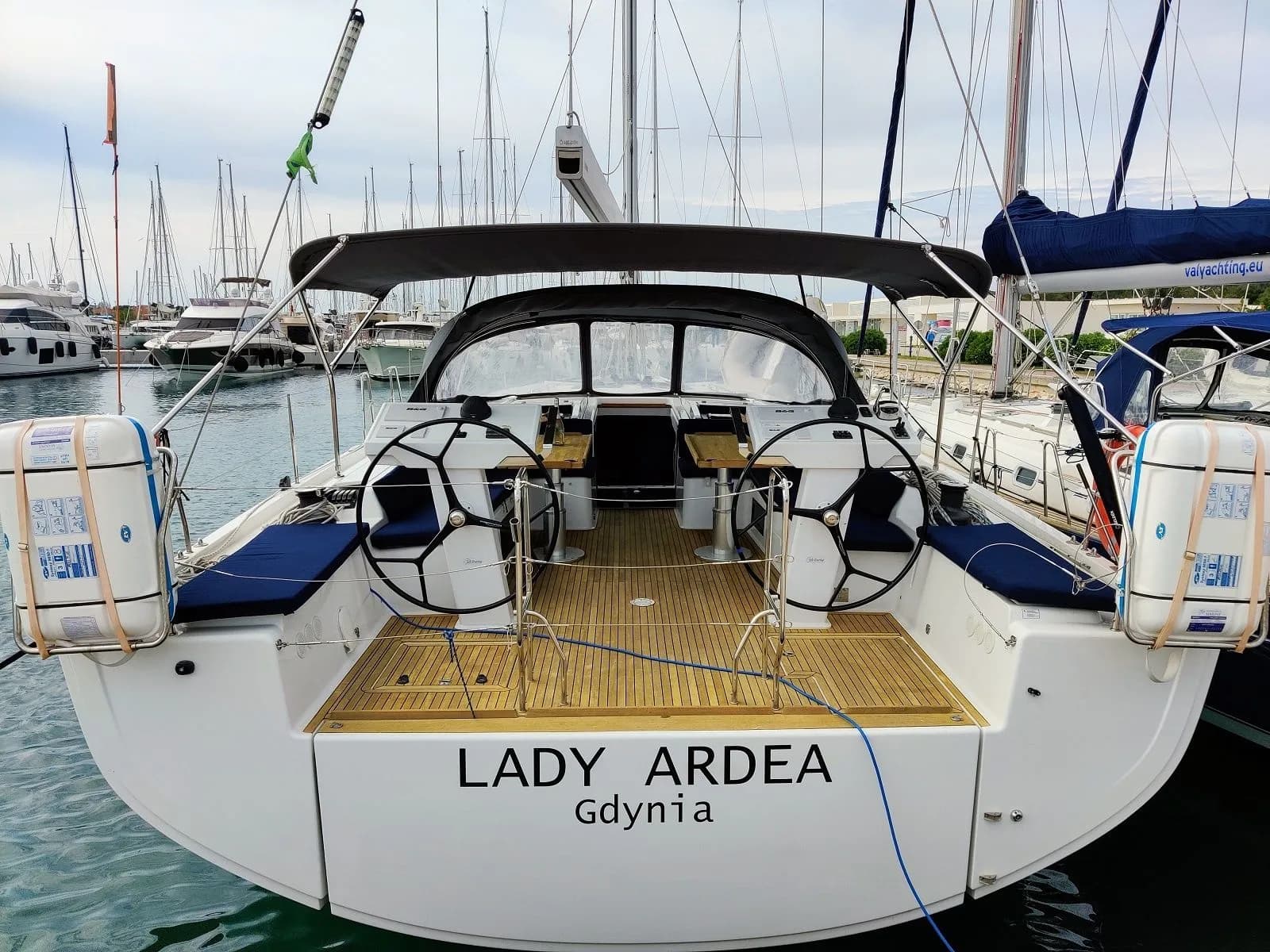 Boat - 16.22m Sukosan Hanse 548 Hire