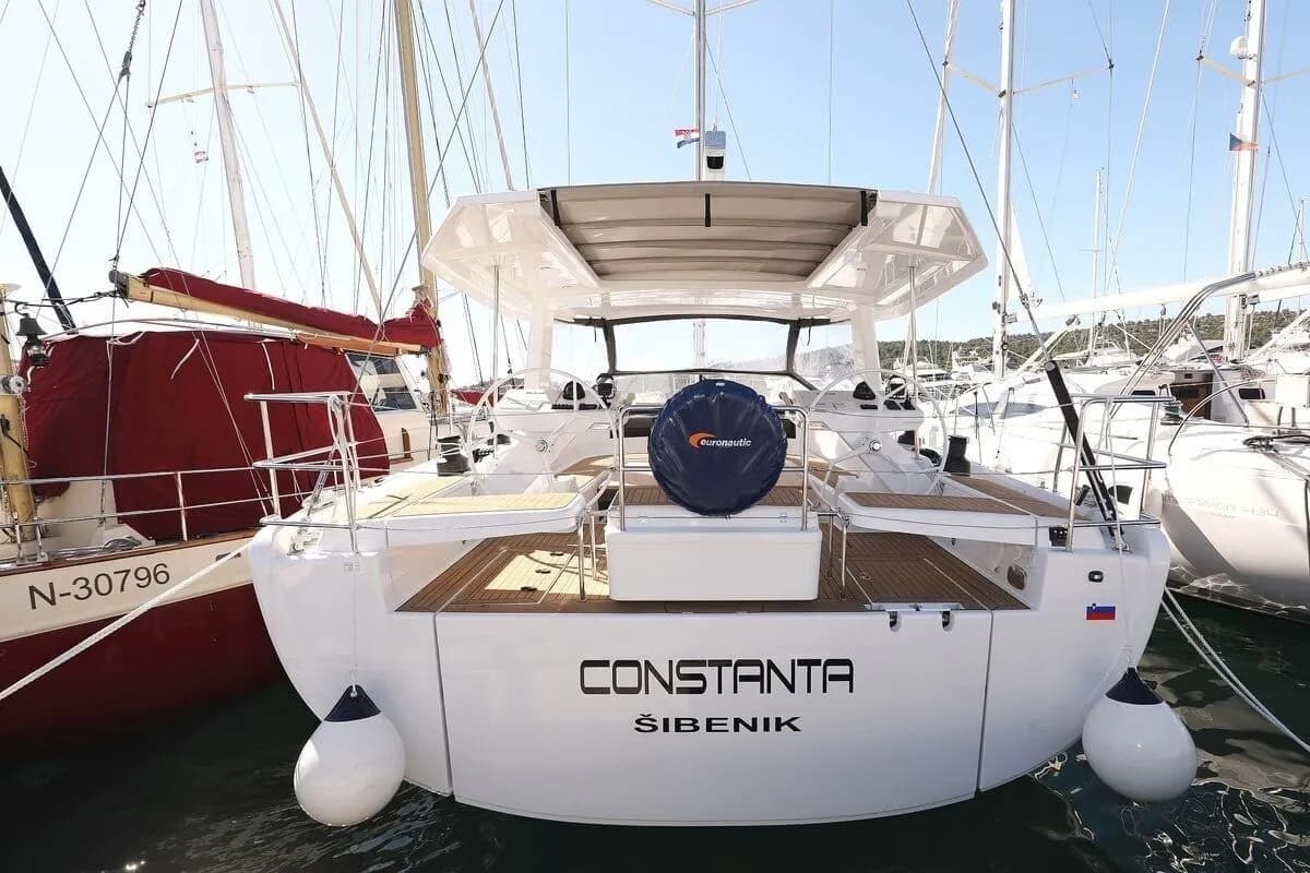 Tekne - Pirovac Kiralık Hanse 588 17.2m 