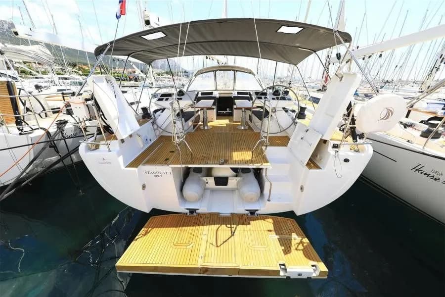 Tekne - Rogoznica 17.2m Kiralık Yelkenli Yat