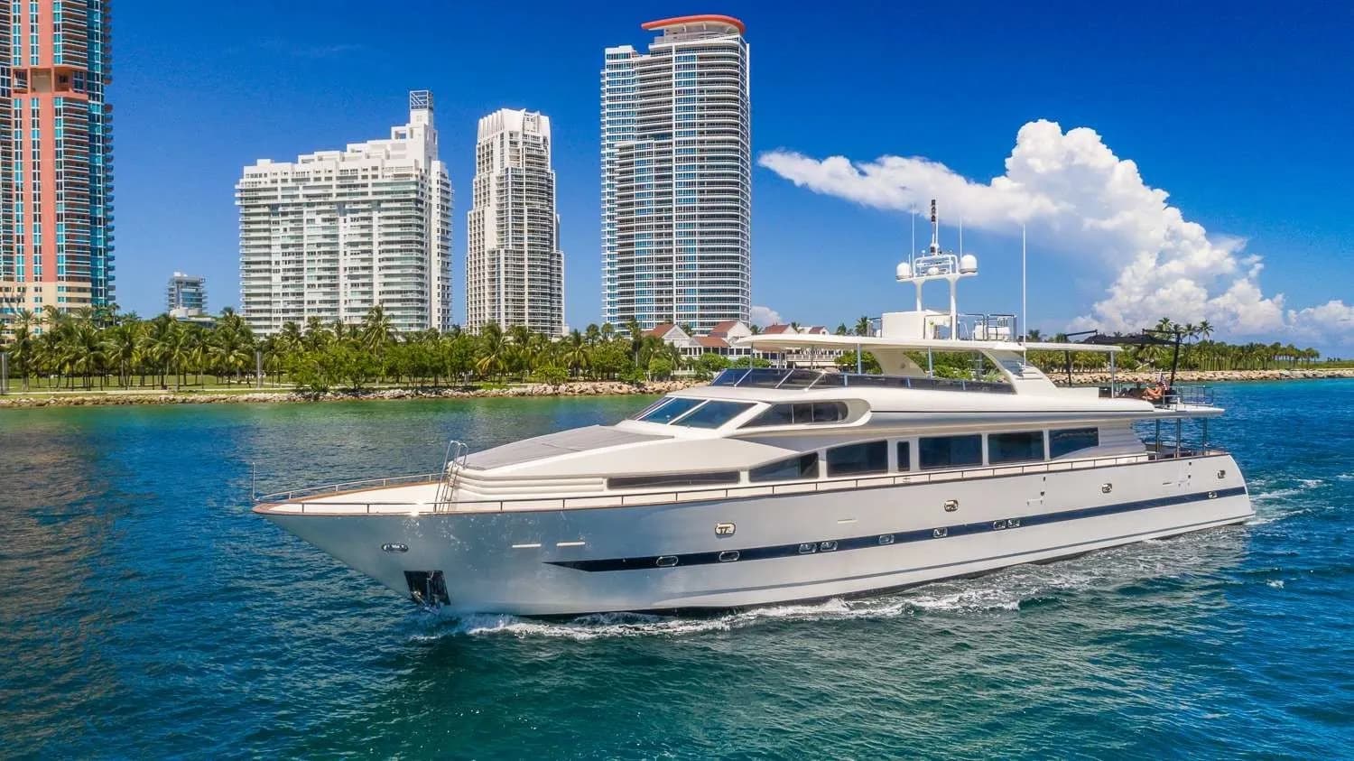 Tekne - Miami 33.5m Kiralık Tekne