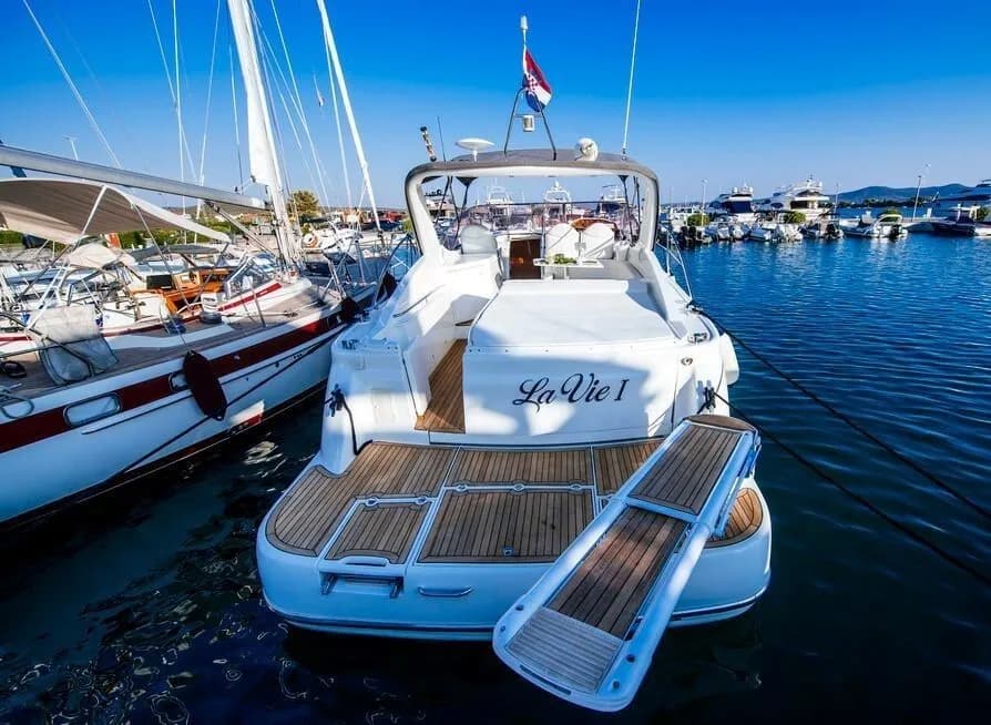 Tekne - Zadar Kiralık 3 Kabinli 13.9m Motoryat