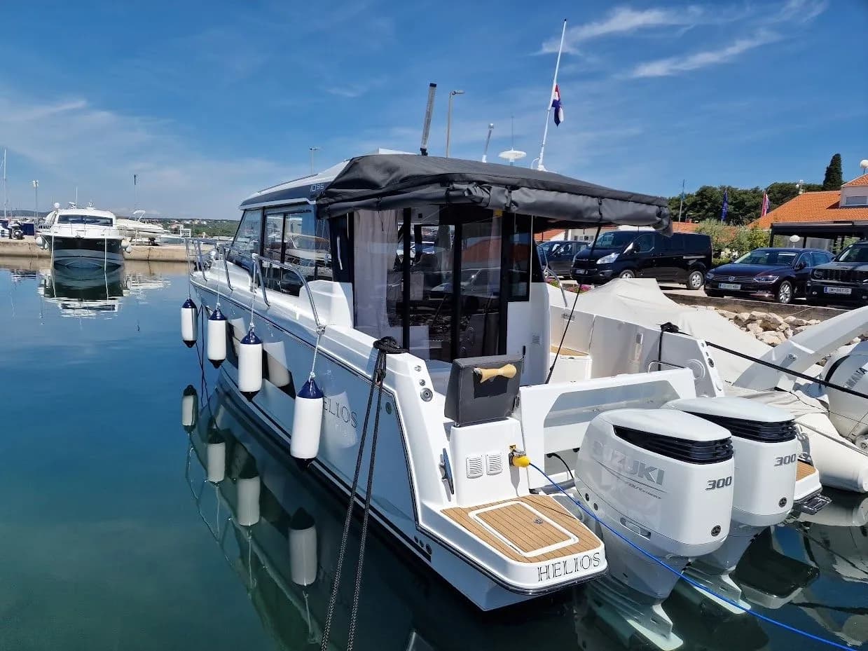 Tekne - Biograd na Moru 10.5m Kiralık Motoryat