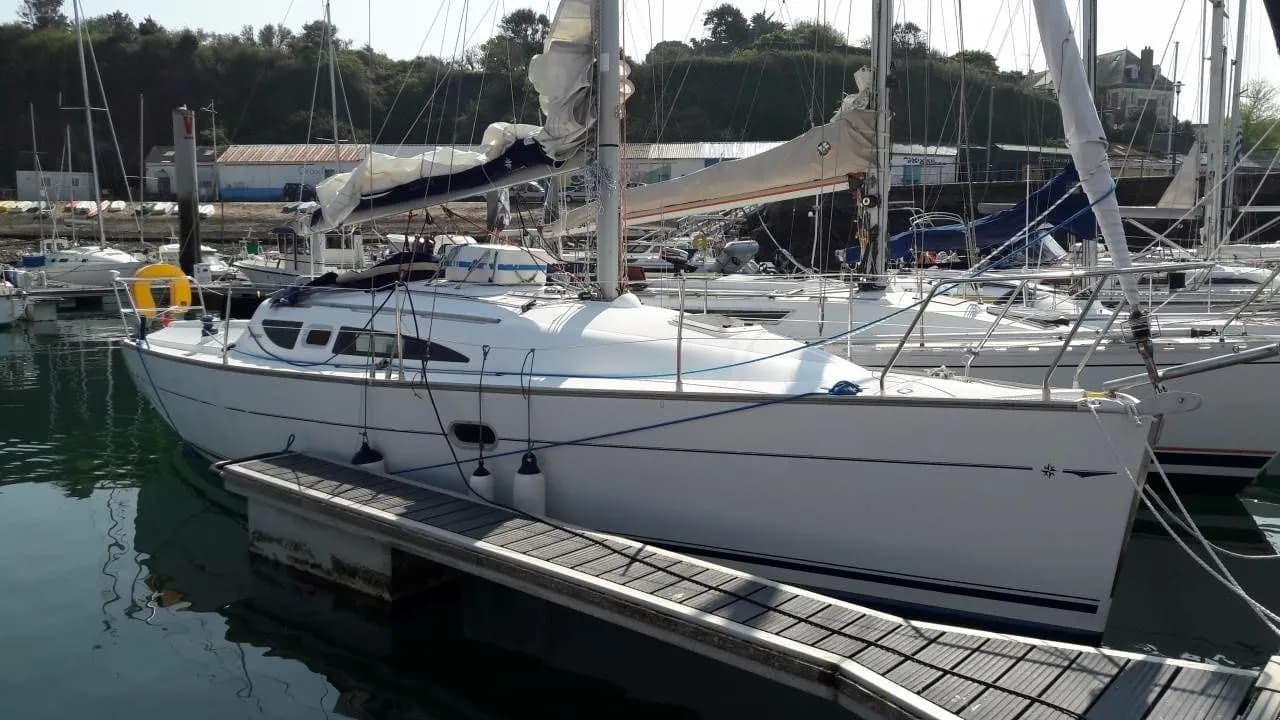 Tekne - Larmor-Plage 9.42m Kiralık 2 Kabinli Yelkenli Yat