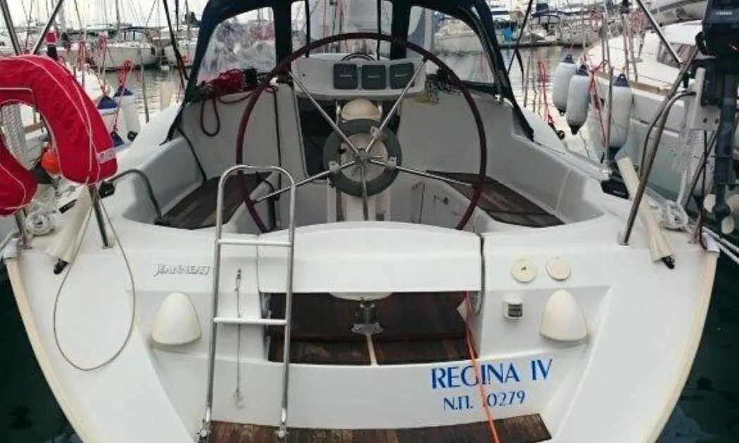 Tekne - Lavrion 9.6m Kiralık Jeanneau Sun Odyssey 32i Yelkenli Yat