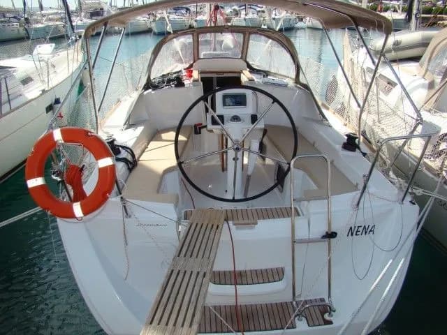 Boat - 9.96m Sukosan Sailing Yacht Jeanneau Sun Odyssey 33 Hire