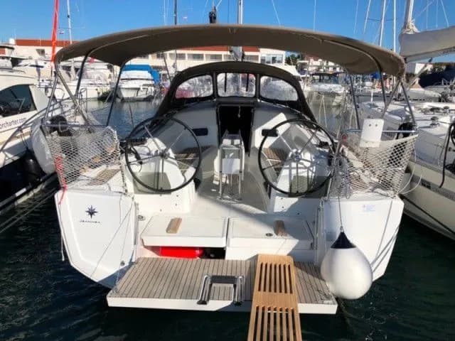 Tekne - Biograd na Moru Kiralık 3 Kabinli 10.34m Yelkenli Yat