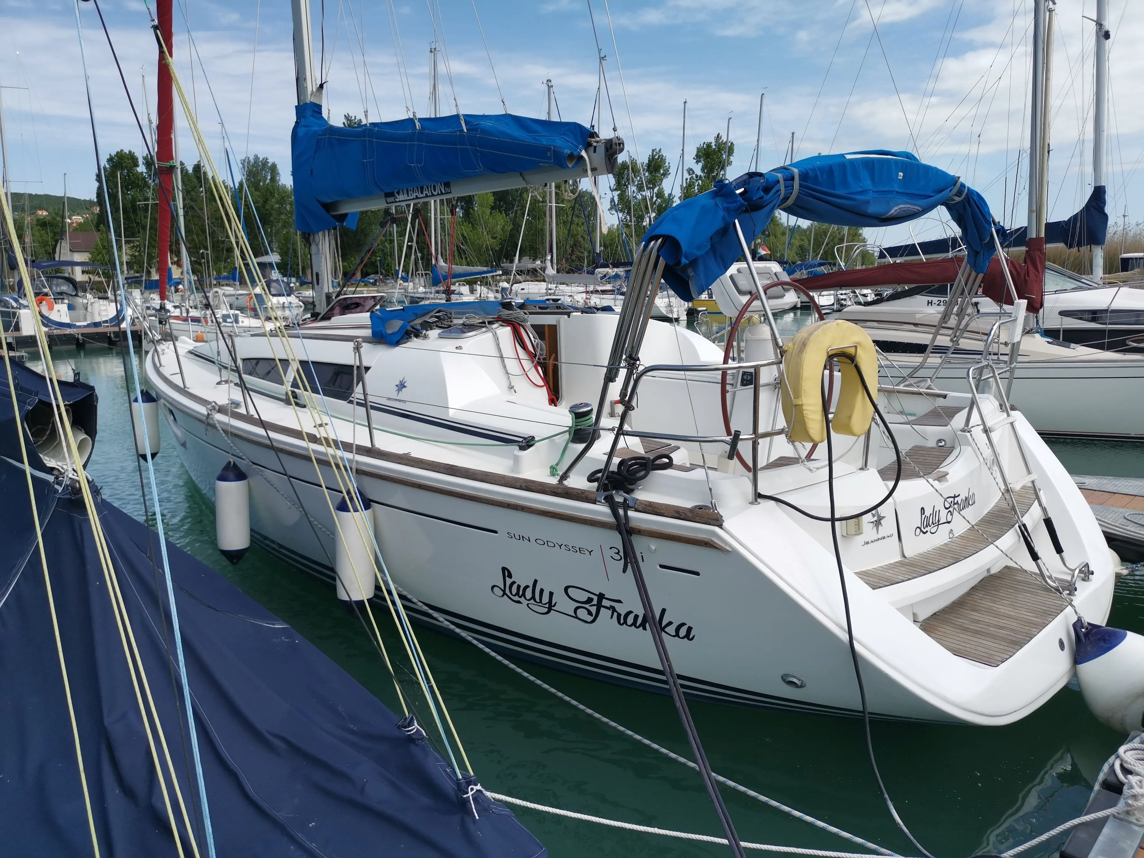 Tekne - Siofok 10.69m Kiralık Jeanneau Sun Odyssey 36i