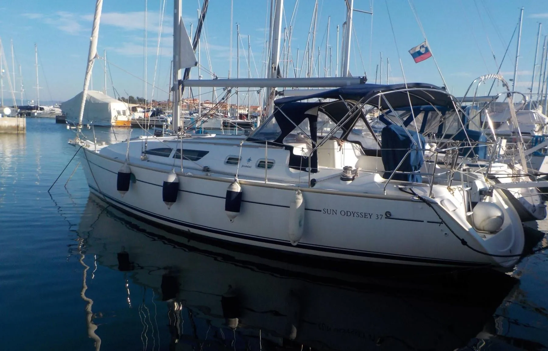 Boat - Rent a 11.47m Jeanneau Sun Odyssey 37 in Izola