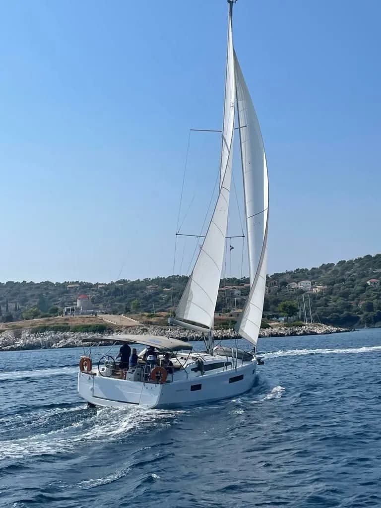 Tekne - Lefkada 12.35m Kiralık Tekne