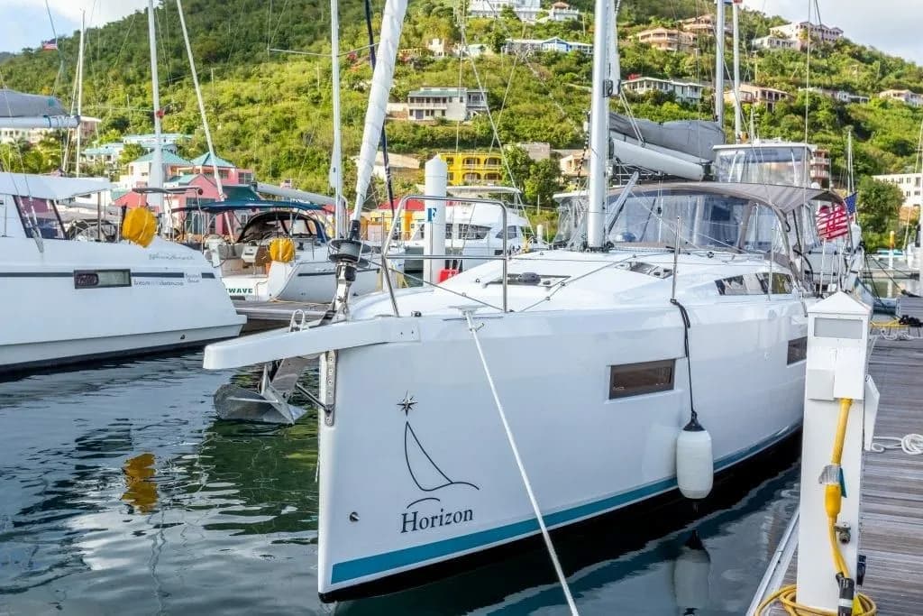 Tekne - Tortola 12.34m Kiralık 3 Kabinli Yelkenli Yat
