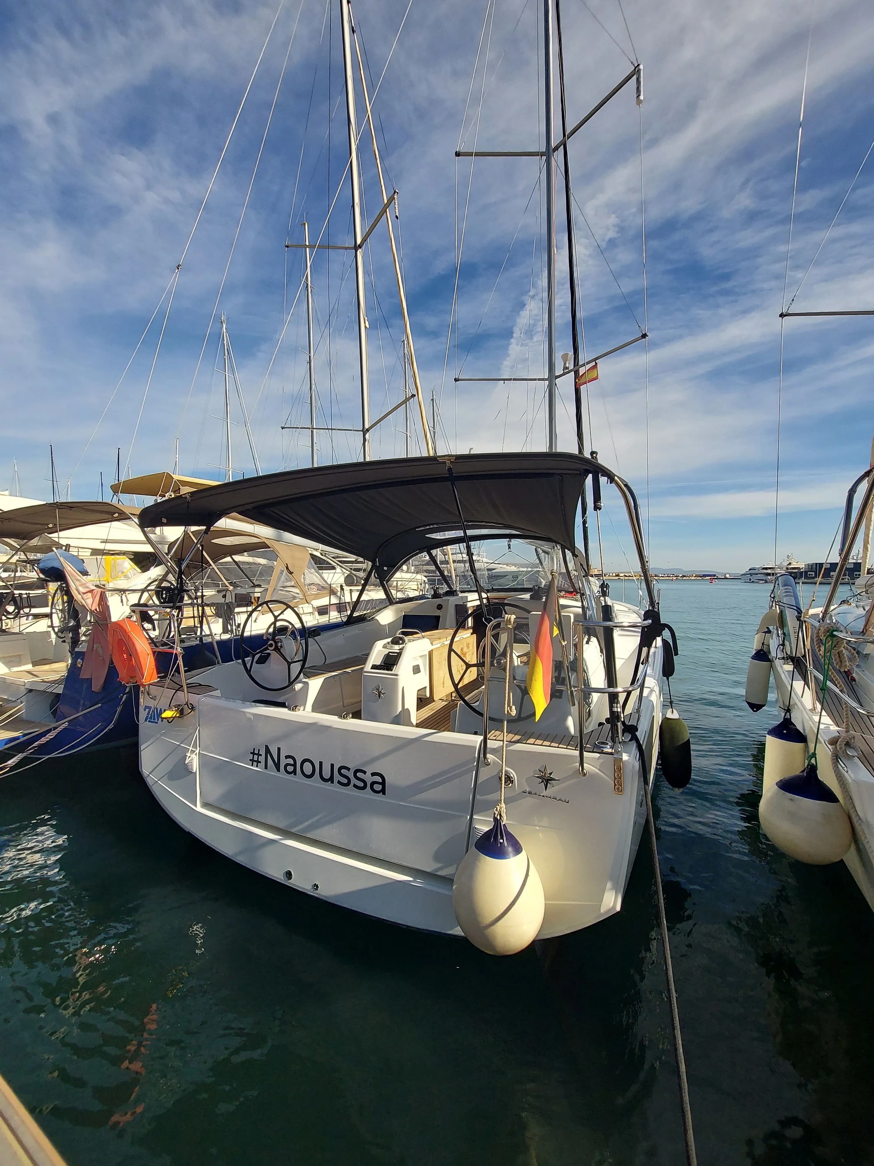 Tekne - Palma de Mallorca 12.35m Kiralık Jeanneau Sun Odyssey 410 Yelkenli Yat