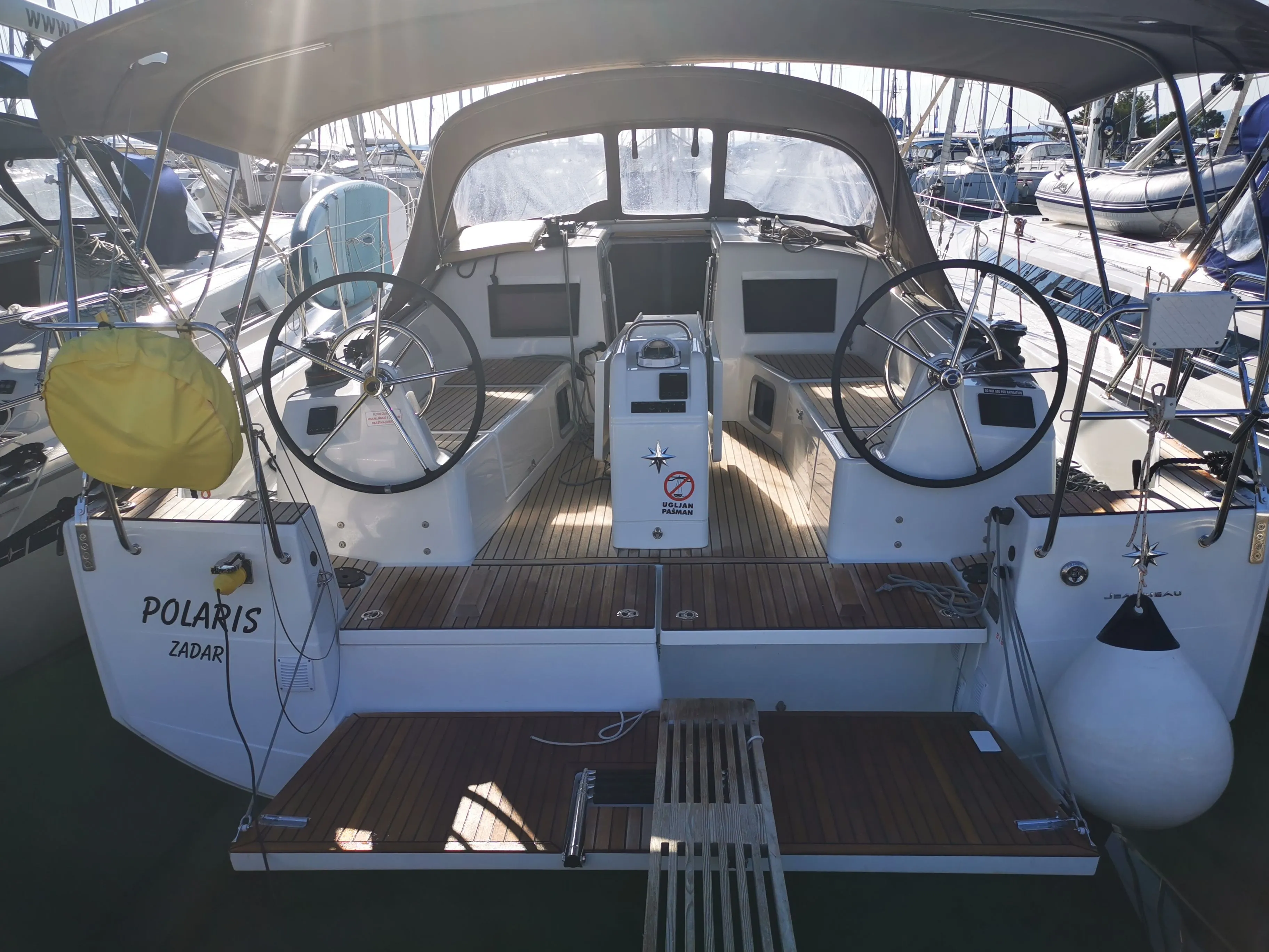 Boat - Explore Sukosan on a 12.35m Rental Jeanneau Sun Odyssey 410