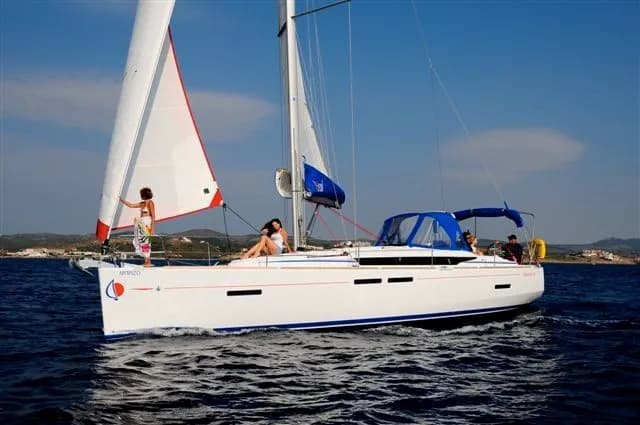 Tekne - Tortola Kiralık Jeanneau Sun Odyssey 419 12.76m Yelkenli Yat