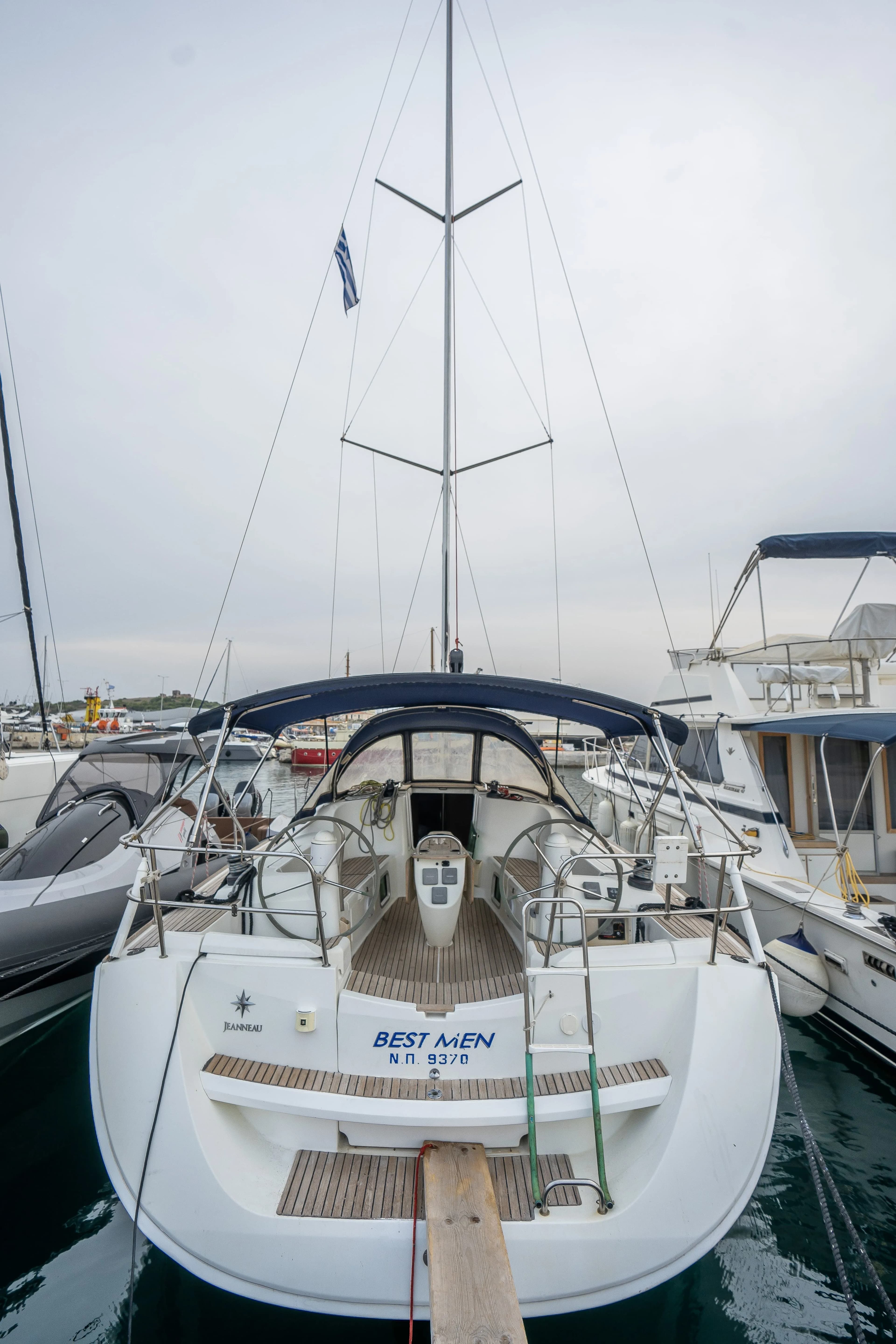 Tekne - Lavrion Kiralık Jeanneau Sun Odyssey 42 i 12.85m 
