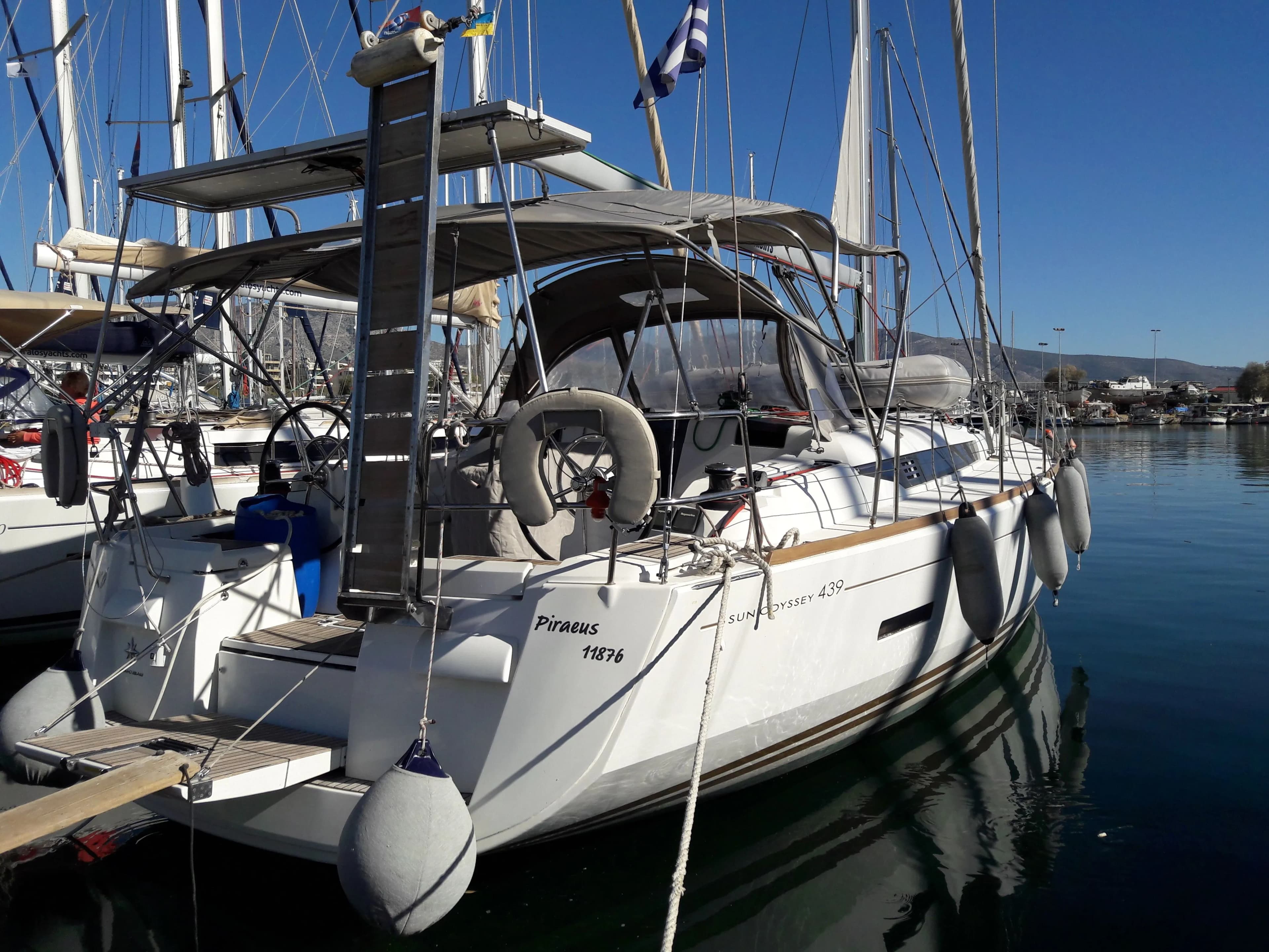 Boat - 13.34m Athens Jeanneau Sun Odyssey 439 Hire