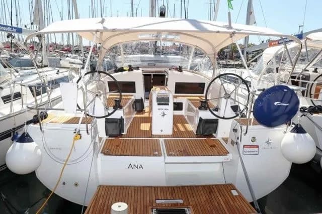 Tekne - Biograd na Moru 13m Kiralık Jeanneau Sun Odyssey 440 Yelkenli Yat