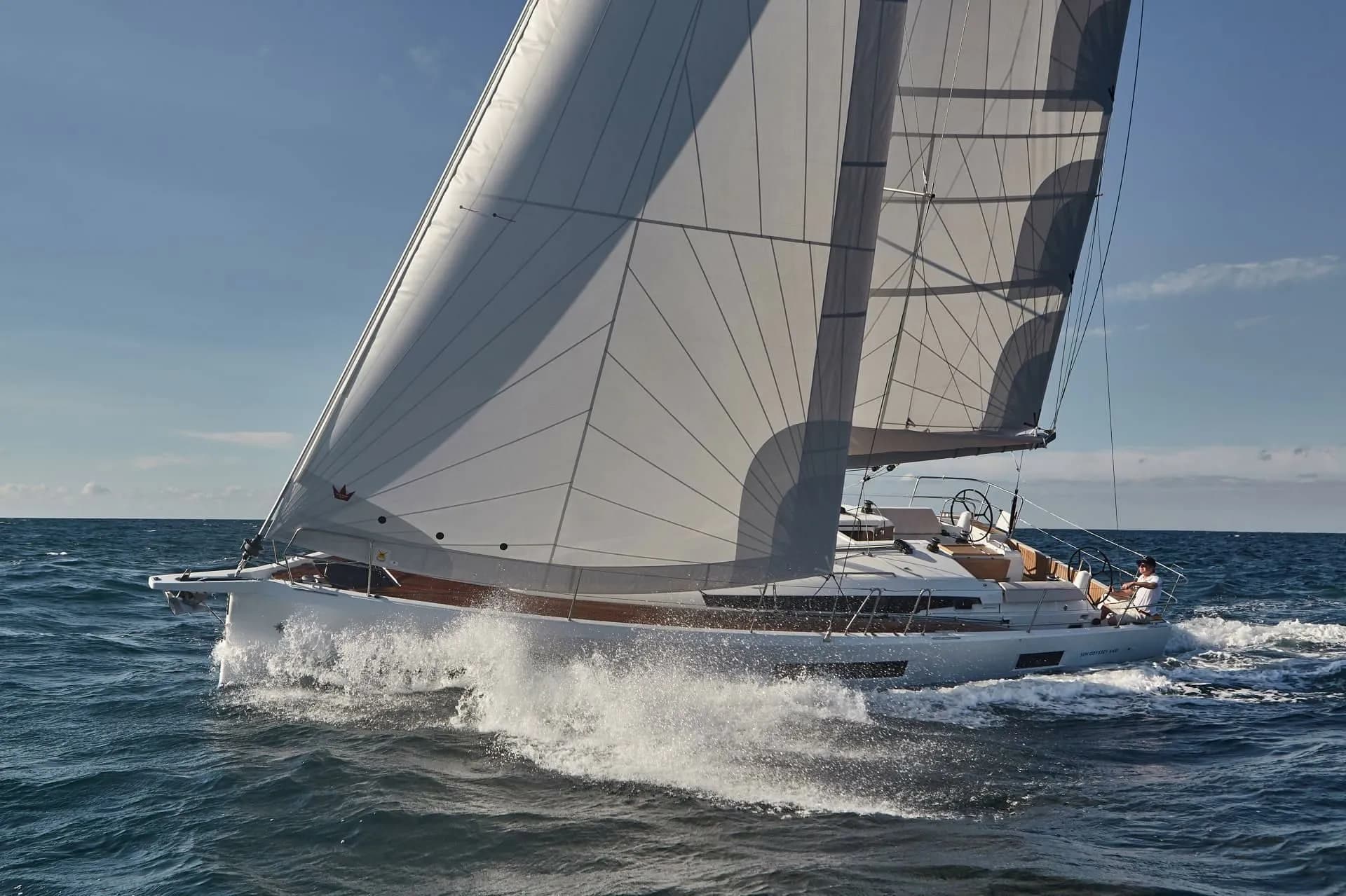 Boat - Charter a 12.64m Sailing Yacht Jeanneau Sun Odyssey 440 in La Rochelle