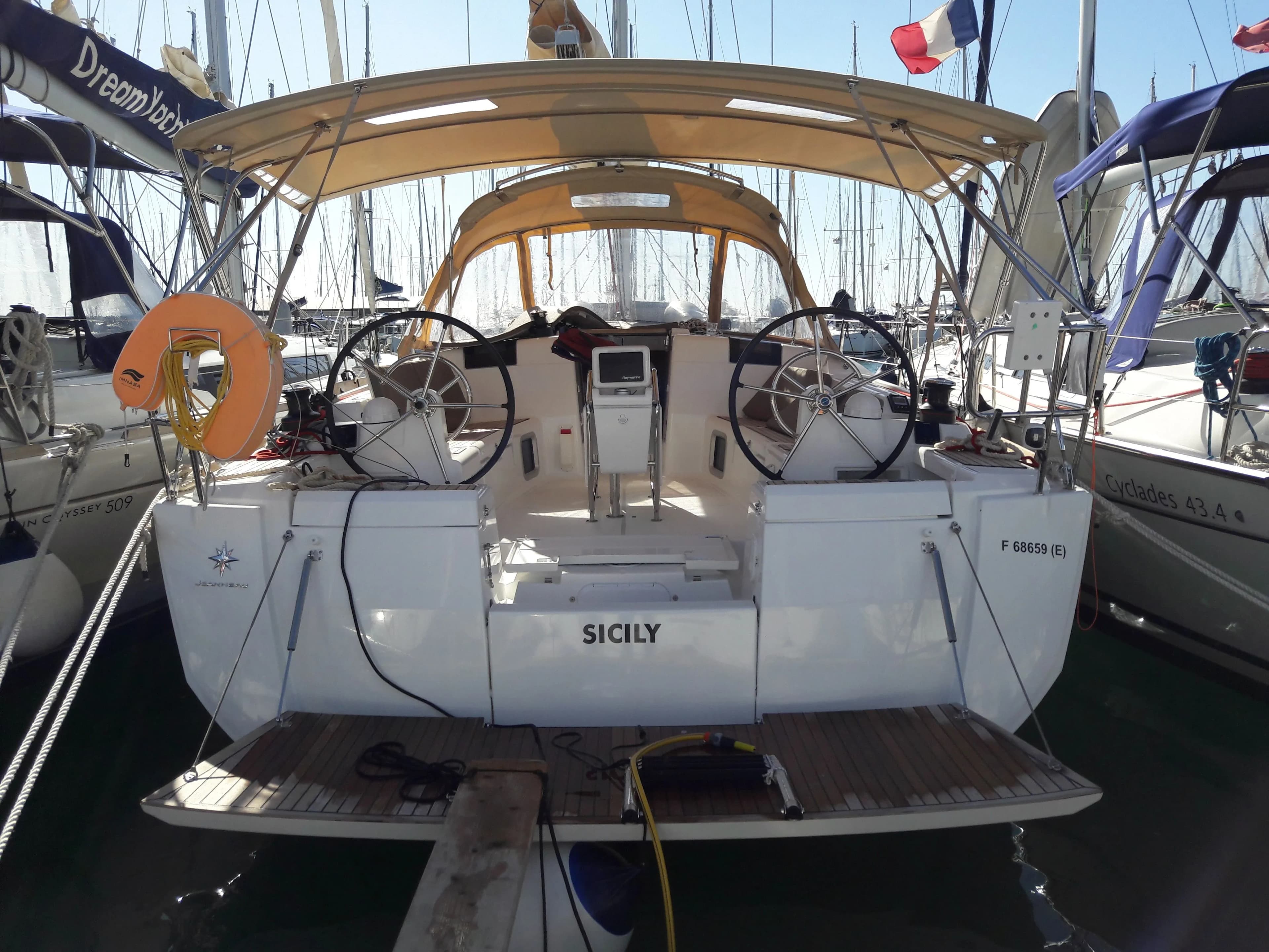 Boat - 13.34m Athens Jeanneau Sun Odyssey 449 Sailing Yacht Hire