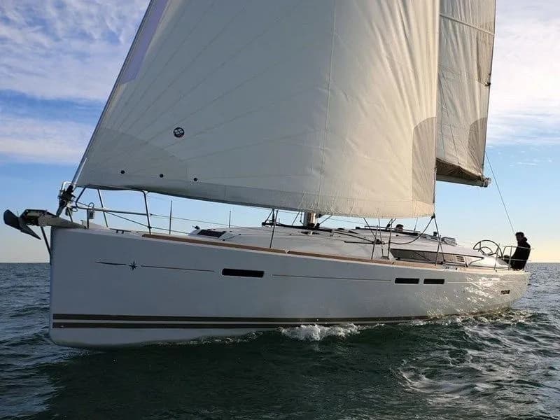 Tekne - Saint Thomas 13.76m Kiralık Jeanneau Sun Odyssey 449 Yelkenli Yat