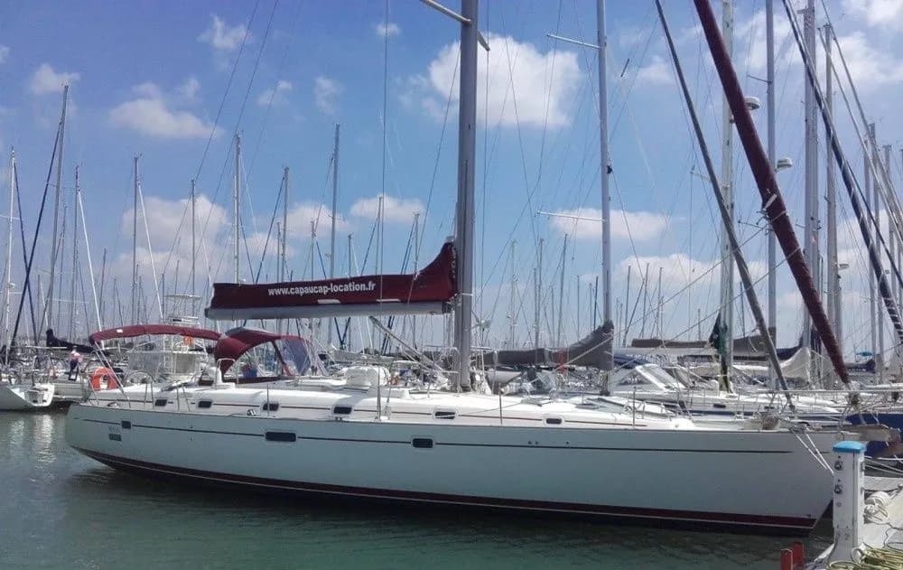 Boat - Explore La Rochelle on a 14.15m Jeanneau Sun Odyssey 45 Sailing Yacht Rental
