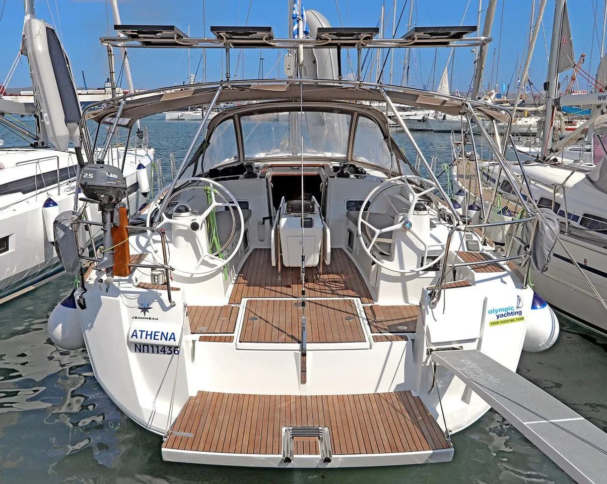 Boot - 14.05m Lavrion 4 Cabin Sailing Yacht Hire